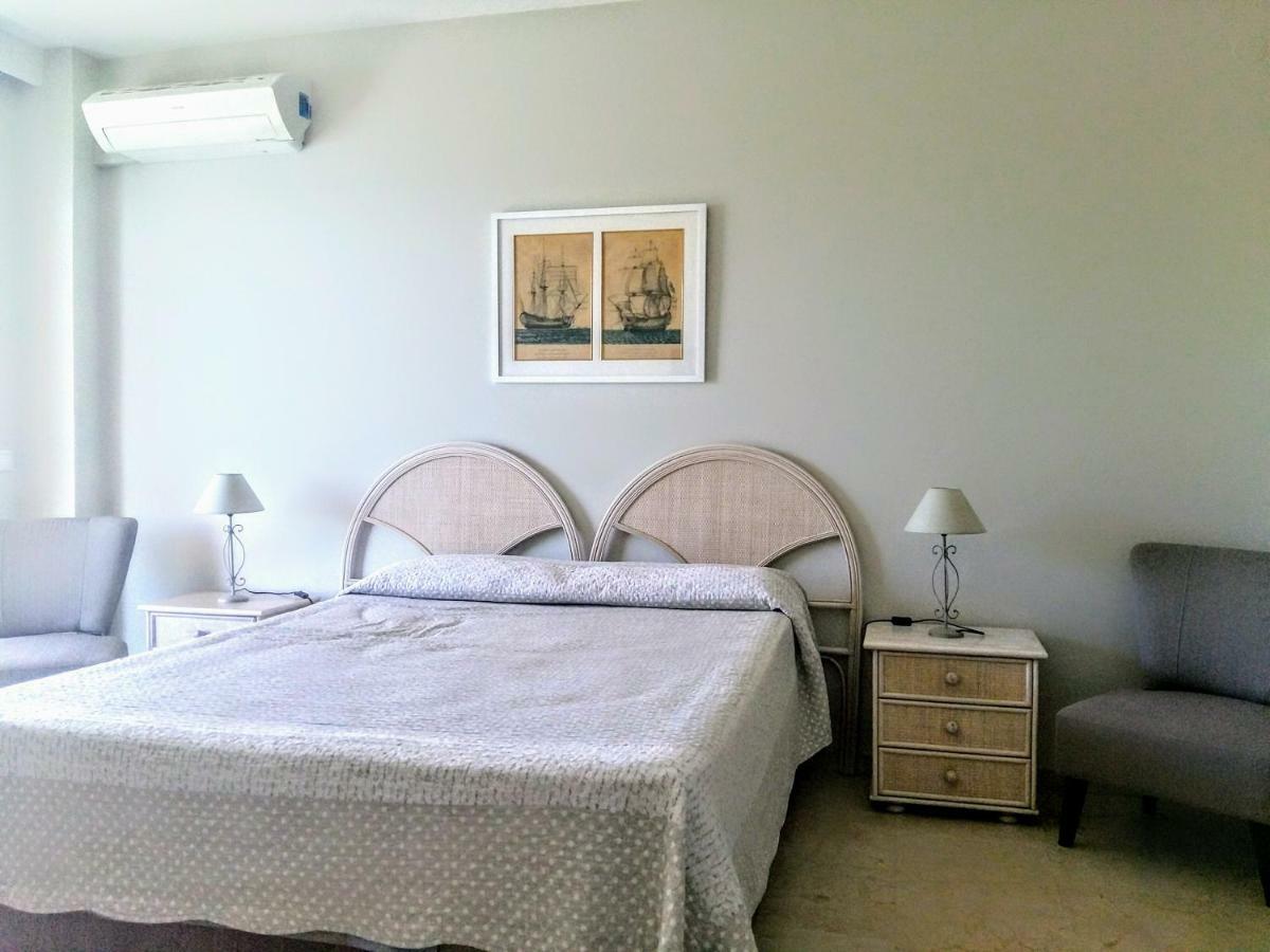 Estudio En 1A Linea Torremolinos Kültér fotó